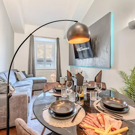 Aquarium Luxury Loft 2 - 6 Guest - Exclusive View Apartment *