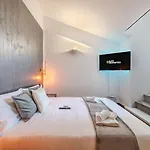 Aquarium Luxury Loft 2 - 6 Guest - Exclusive View * ג'נובה